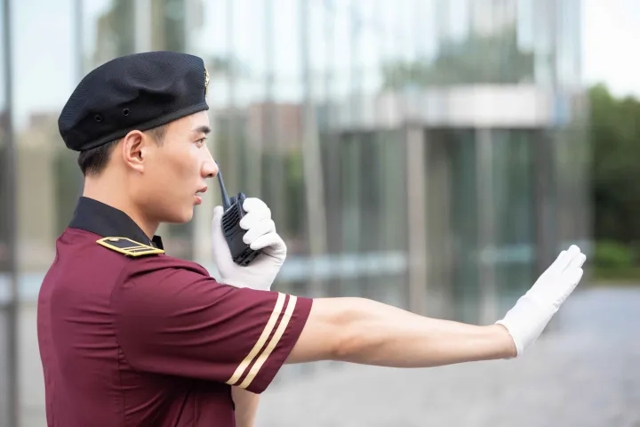 酒店服務行業如何選擇對講機？
